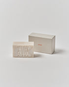 SKUNAモイスチャーバーム